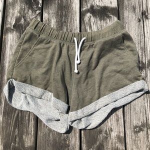 *FREE WITH PURCHASE* H&M shorts